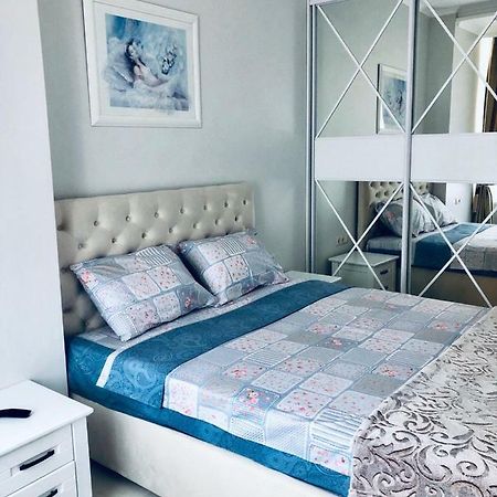 White Apartments In Arcadia Odessa Ngoại thất bức ảnh