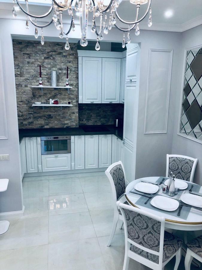 White Apartments In Arcadia Odessa Ngoại thất bức ảnh