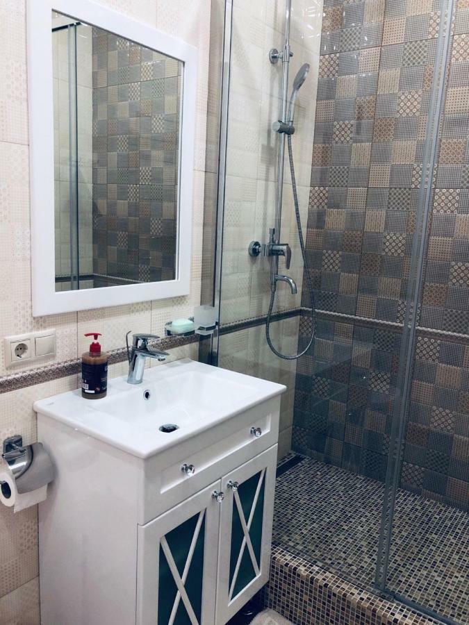 White Apartments In Arcadia Odessa Ngoại thất bức ảnh