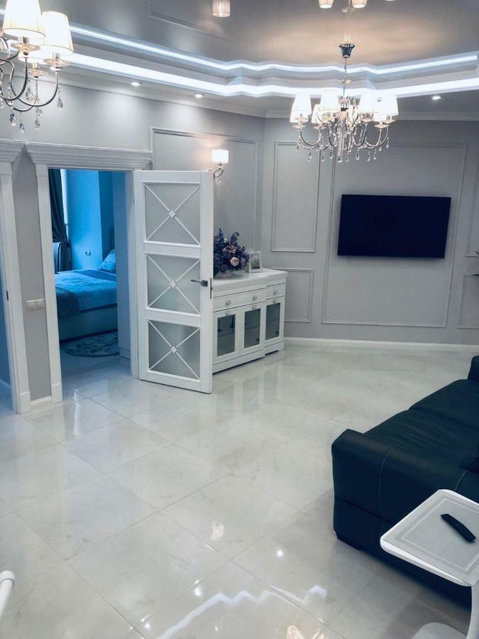 White Apartments In Arcadia Odessa Ngoại thất bức ảnh