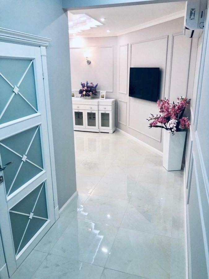 White Apartments In Arcadia Odessa Ngoại thất bức ảnh