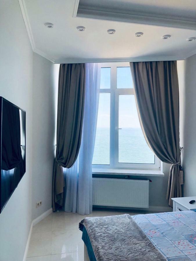 White Apartments In Arcadia Odessa Ngoại thất bức ảnh
